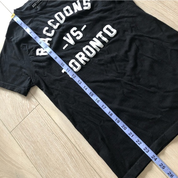 Northern Calling Raccoons vs Toronto T Shirt in Black - Picture 4 of 7